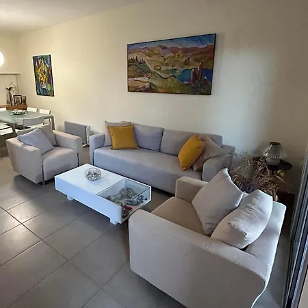 Beautiful Maisonette In בית נופש *