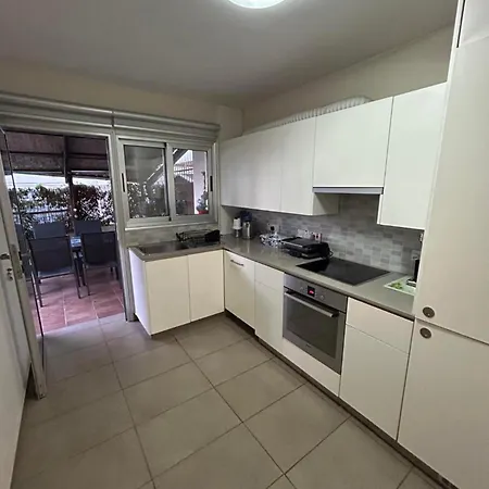 Beautiful Maisonette In *