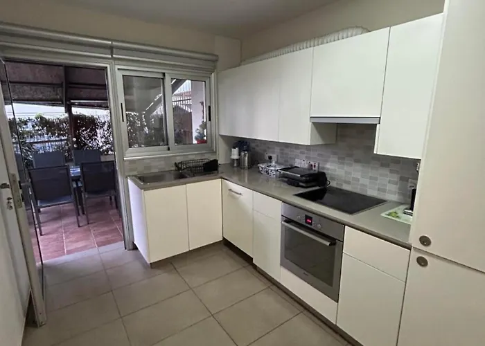 Beautiful Maisonette In *