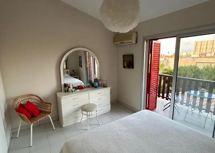 Beautiful Maisonette In